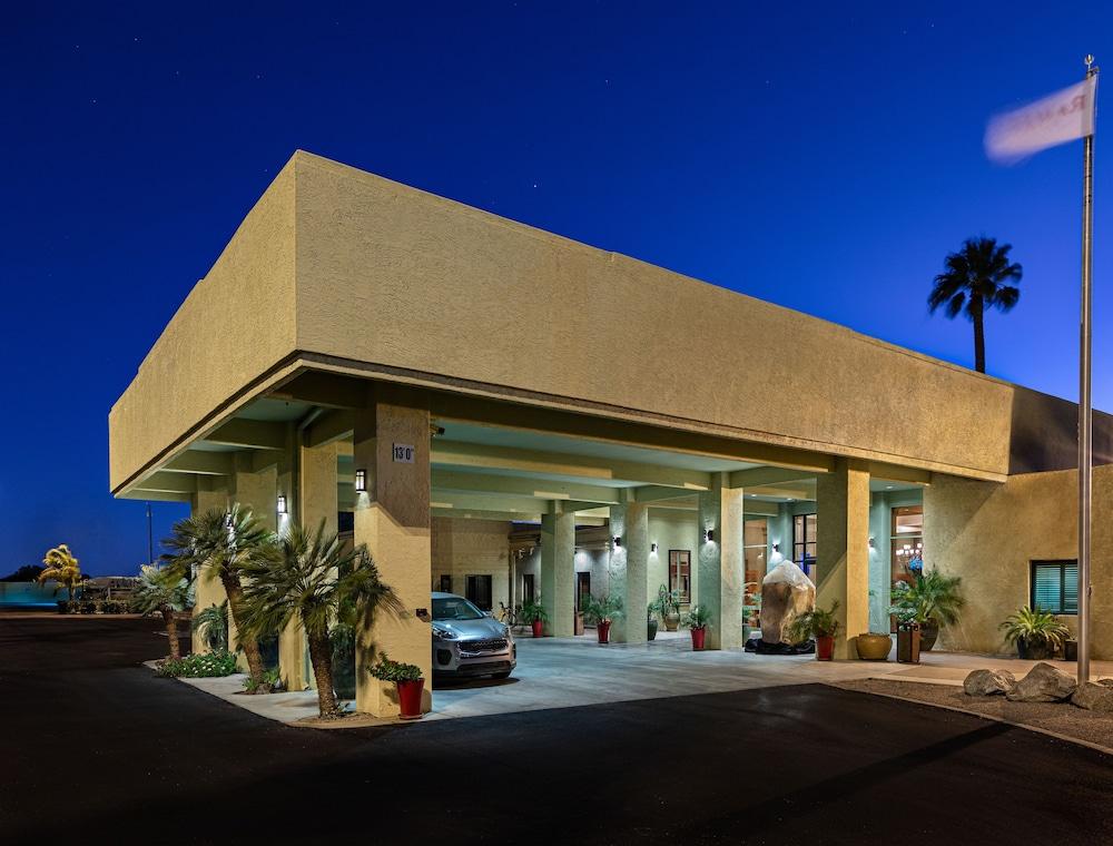Ramada By Wyndham Tucson Hotel Exterior photo